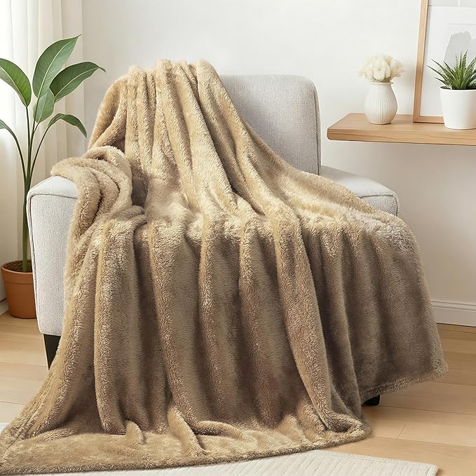 Exclusivo Mezcla Plush Fuzzy Fleece Throw Blanket Extra Large, Super Soft by ExclusivoMezcla