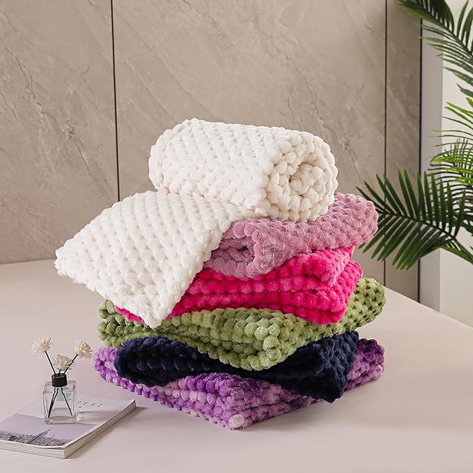Exclusivo Mezcla Fleece Twin Blanket - Image 8