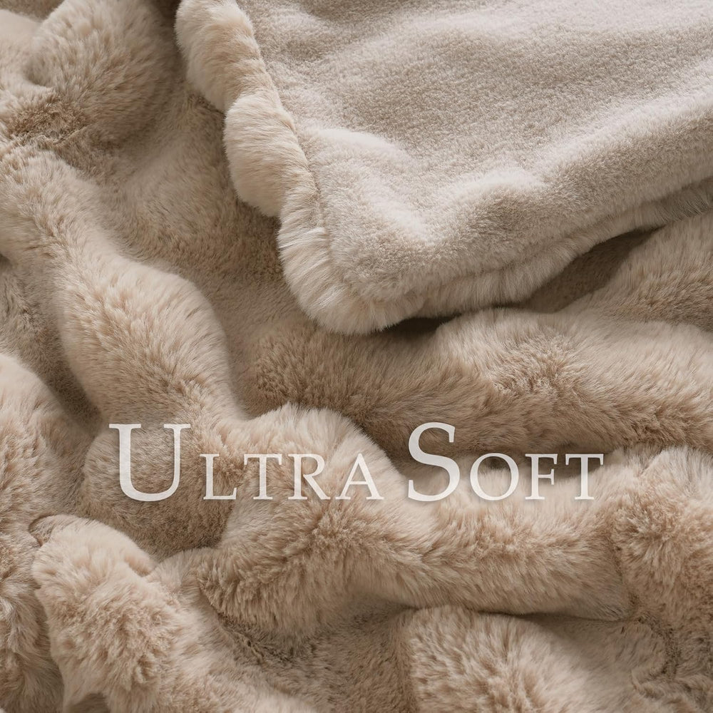Faux Fur Throw Blanket for Couch - Cozy Fuzzy Soft Plush Fluffy Thick Luxury ...