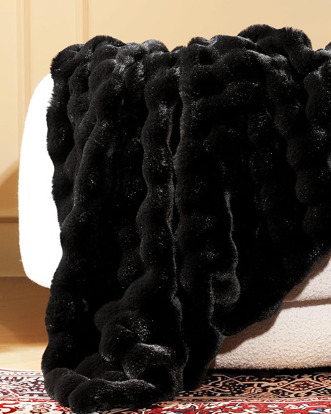Ultra Soft Cozy Faux Fur Throw Blanket, Fuzzy Plush Thick Bubble Blanket