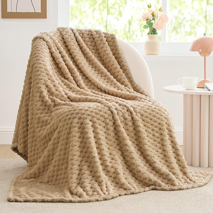 BEDELITE Fleece Blanket Twin for Bed Couch, 3D Jacquard Decorative Camel Throw by BEDELITE