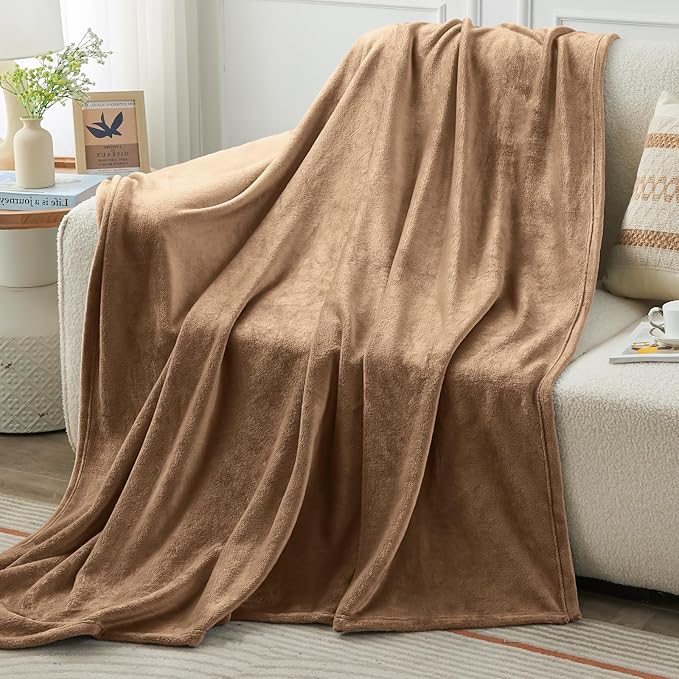 KMUSET Brown Fleece Throw Blanket - Image 4