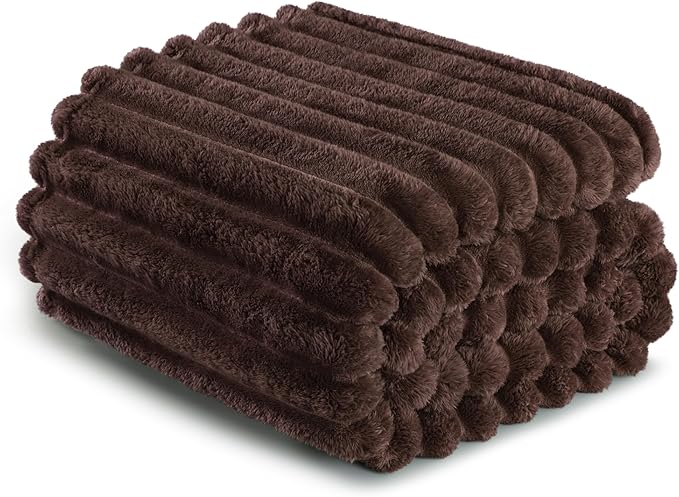 Exclusivo Mezcla Queen Size Flannel Fleece Blanket, Super Soft Striped Jacquard - Image 6