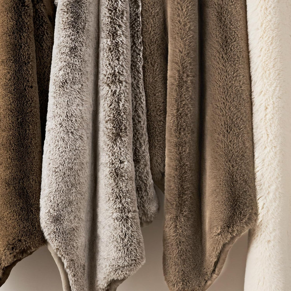 Faux Chinchilla Fur Throw Blanket, 50"x60", Arctic White