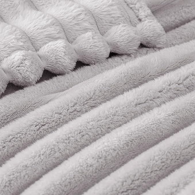 Exclusivo Mezcla Fleece Throw Blanket - Image 4
