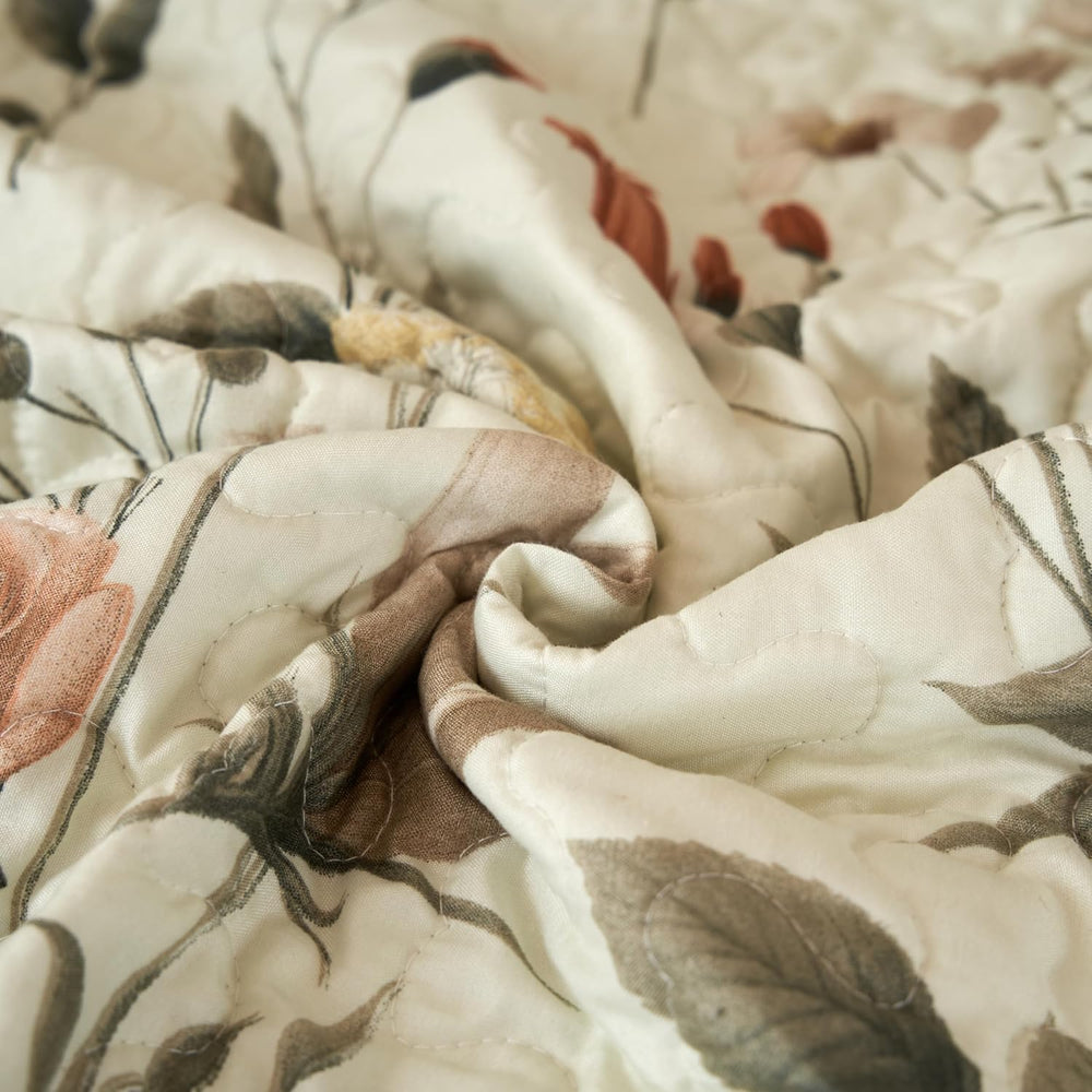 DaDa Bedding Floral Quilted Throw Blanket, Reversible Lap Quilt, 50 x 60 in