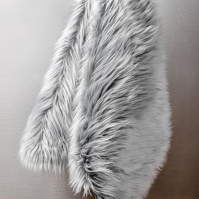 Ashler Faux Fur Rug - Image 3