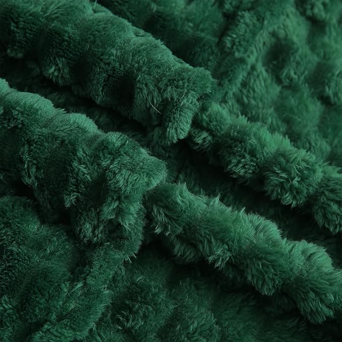 Puncuntex Dark Green Throw Blanket 108"×90" inches Fuzzy 3D Jacquard Decorative - Image 3