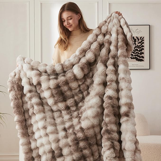 COOVA Faux Fur Throw Blanket for Couch, Cozy Soft and Fuzzy Plush Rabbit Fur - Image 4