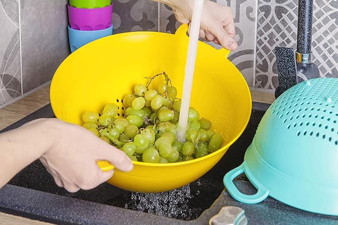 Mintra Home Plastic Strainer Colanders Set: 3, 3.5 and 5 Quart Double Strong - Image 8