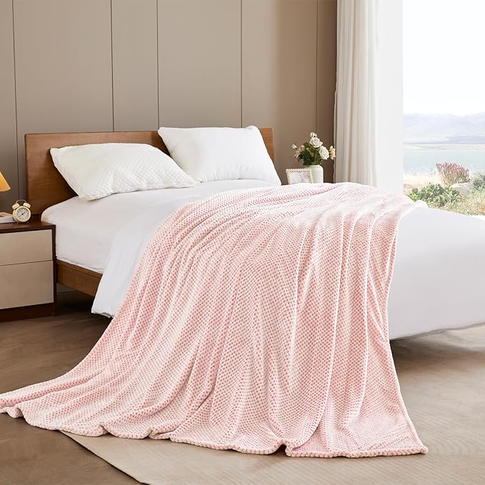 Exclusivo Mezcla Fleece Bed Blanket Queen Size, Super Soft and Warm Blankets - Image 5