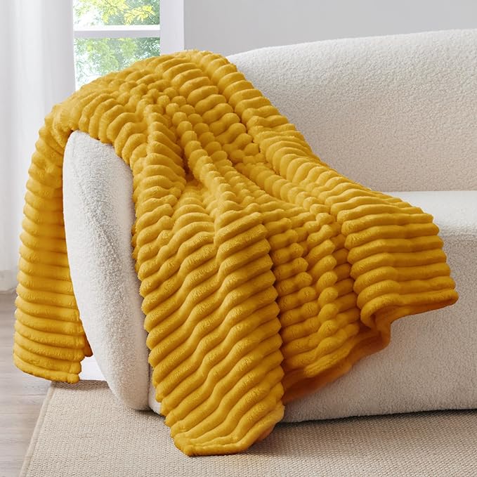 BEDELITE Fleece Throw Blanket for Couch by BEDELITE