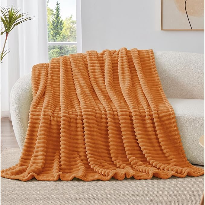 BEDELITE Twin Blanket for Couch & Bed, 300GSM Soft & Warm Fleece Blanket - Image 7