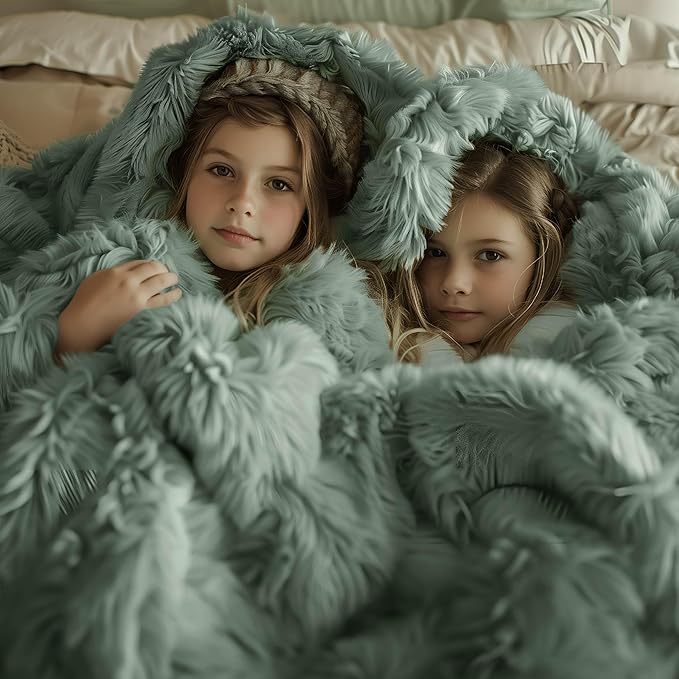 Bedsure GentleSoft Fluffy Sage Green King Size Blanket - Image 7