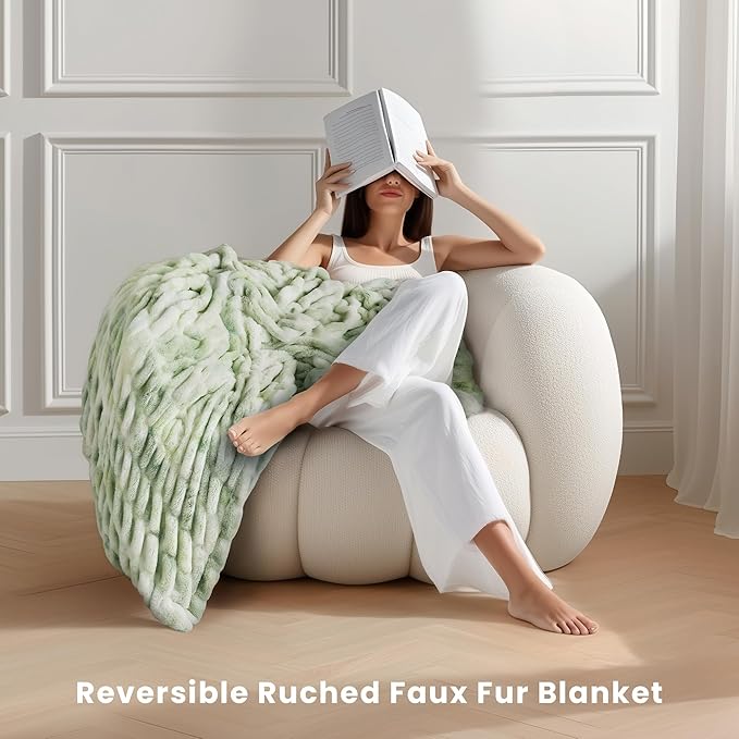Ultra Soft Cozy Faux Fur Throw Blanket, Fuzzy Plush Thick Bubble Blanket - Image 2