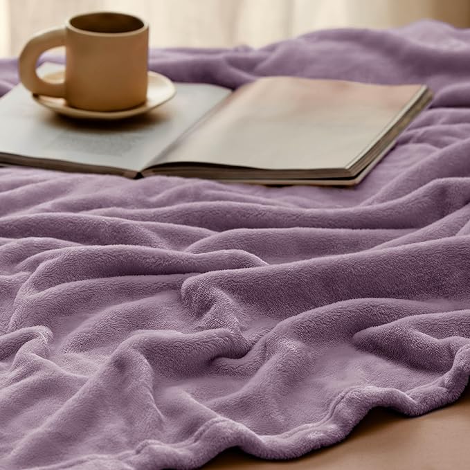 Bedsure GentleSoft Fleece Throw Blanket - Image 5