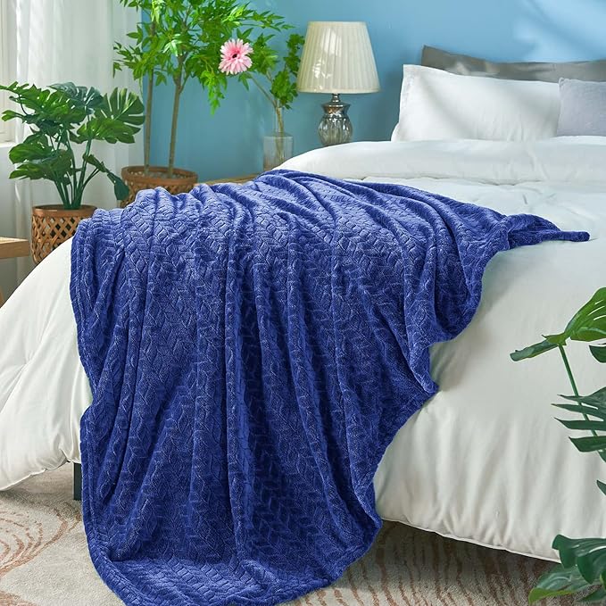 inhand Navy Fleece Queen Blanket - Image 3