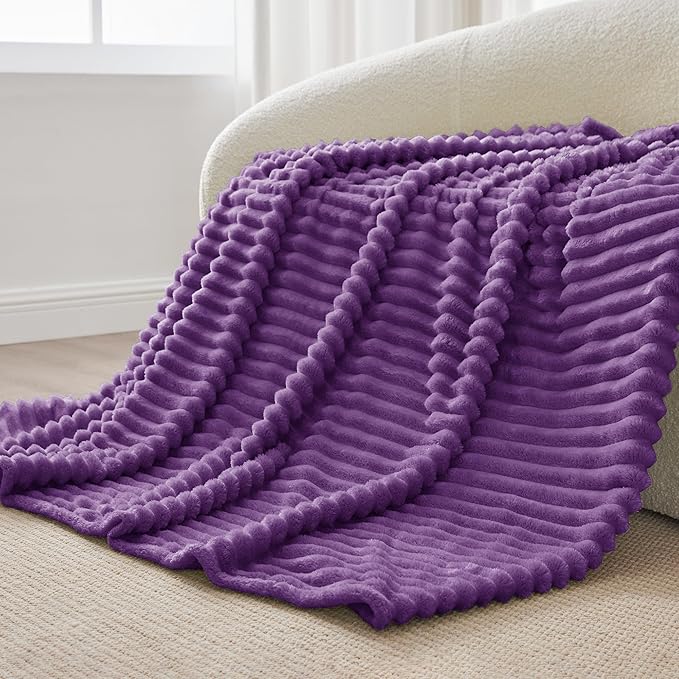 BEDELITE Twin Blanket for Couch & Bed, 300GSM Soft & Warm Fleece Blanket - Image 6
