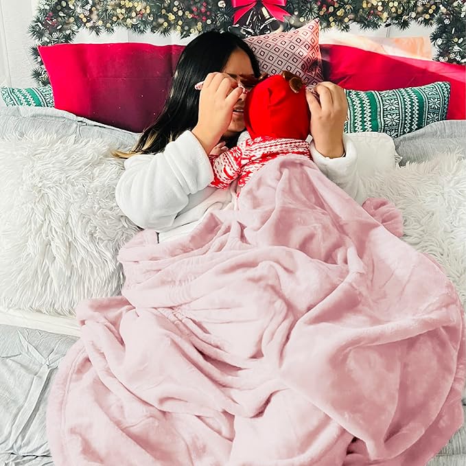 Bedsure GentleSoft Pink Fleece Blanket - Image 5