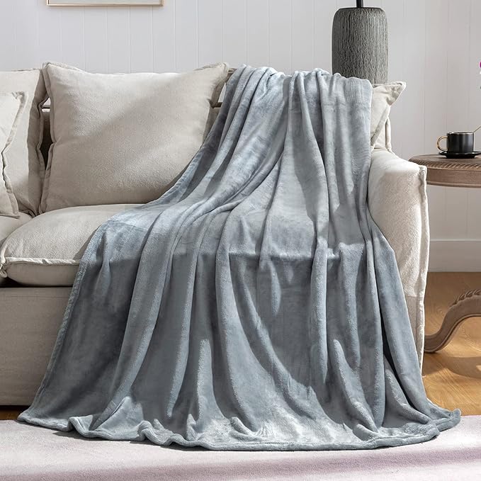 JIAHANNHA Grey Throw Blankets, Fleece Blanket Throw Size 50"×60", Super Soft by JIAHANNHA