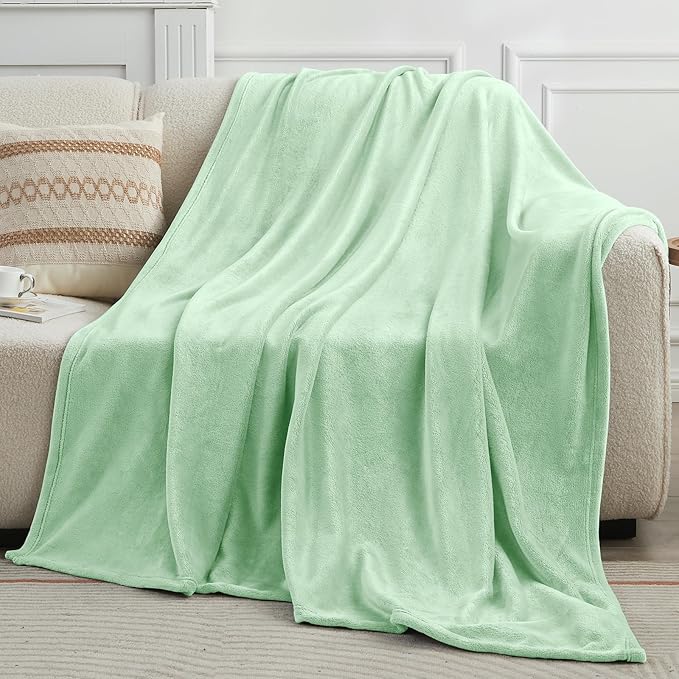 KMUSET Sage Green Fleece Blanket - Image 3