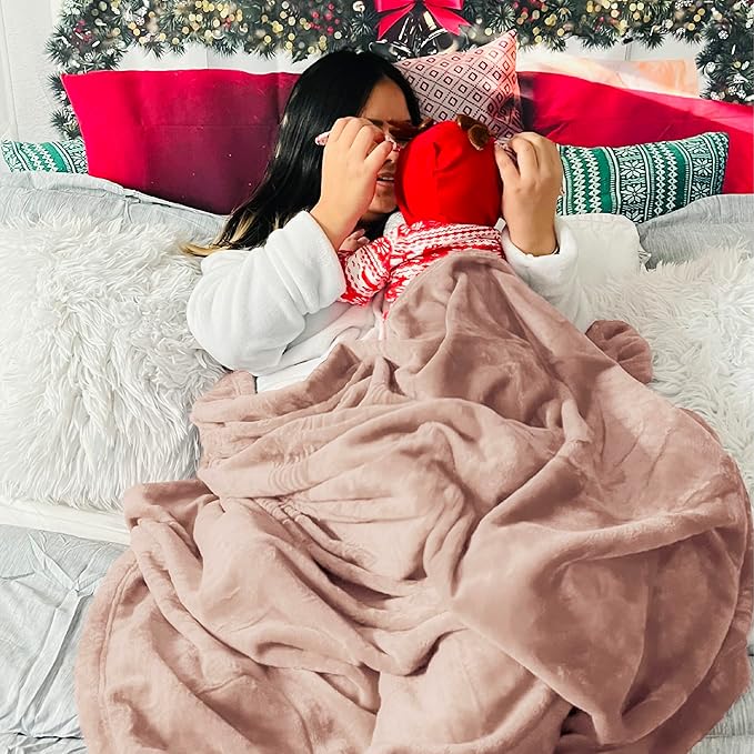 Bedsure GentleSoft Fleece Blanket Twin Size Dusty Pink - Image 5