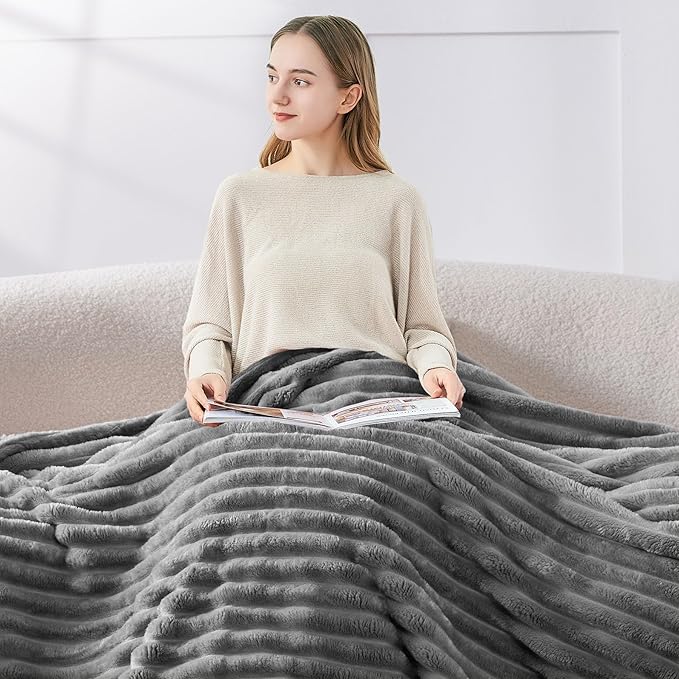 BEDELITE King Size Blanket for Bed, 300GSM Soft & Warm Fleece Blanket, - Image 3