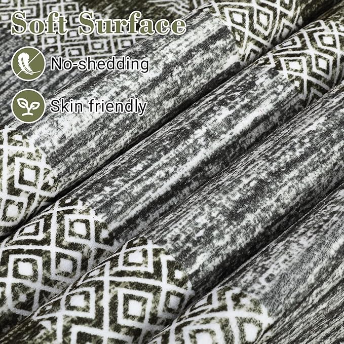 GarveeHome 9x12 Large Modern Green Area Rug Distressed Bordered Rug Soft Non - Image 4