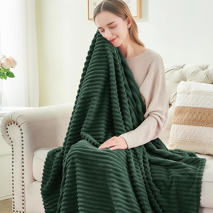 BEDELITE Fleece Blanket Twin Size – 3D Ribbed Jacquard Soft and Warm Decorative - Image 4