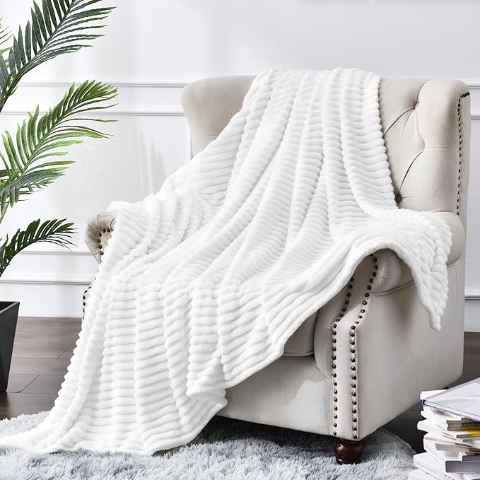 BEDELITE Fleece Throw Blanket for Couch – 3D Ribbed Jacquard Soft and Warm - Image 2
