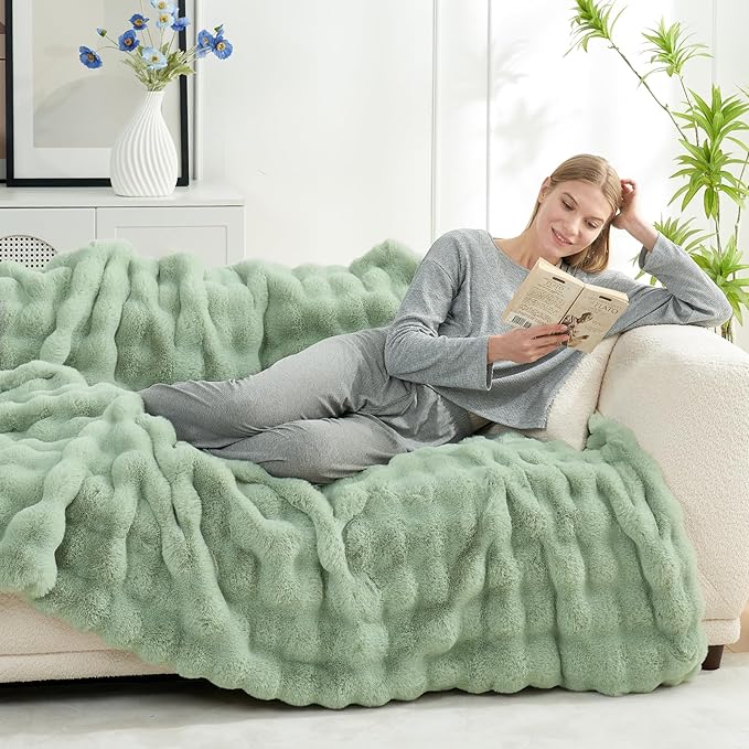 Cozy Bliss Faux Fur Throw Blanket - Image 7