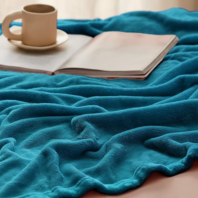 Bedsure GentleSoft Fleece Blankets King Size Teal - Image 5