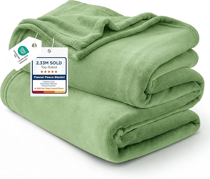 Bedsure GentleSoft Green Throw Blanket by BEDSURE