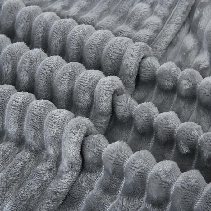 Grey Fleece Throw Blanket 108”×90” - Image 6