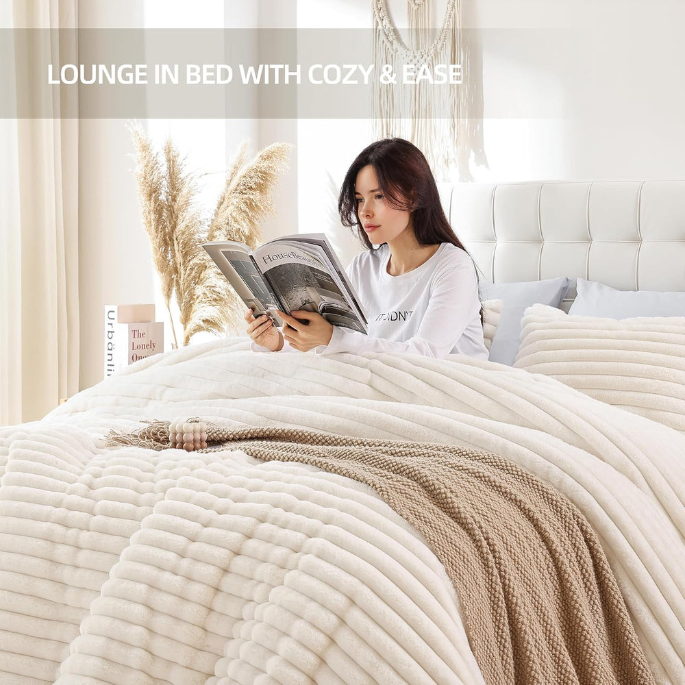 Fluffy Queen Size Comforter 3 PCS - Cream White Fleece Bedding Set