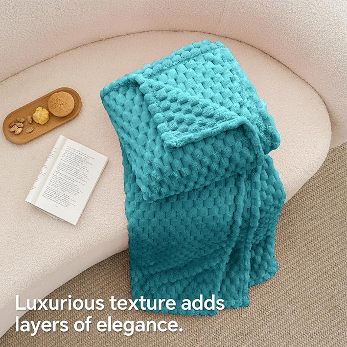 BEDELITE Fleece Twin Blanket for Couch & Bed - Image 7