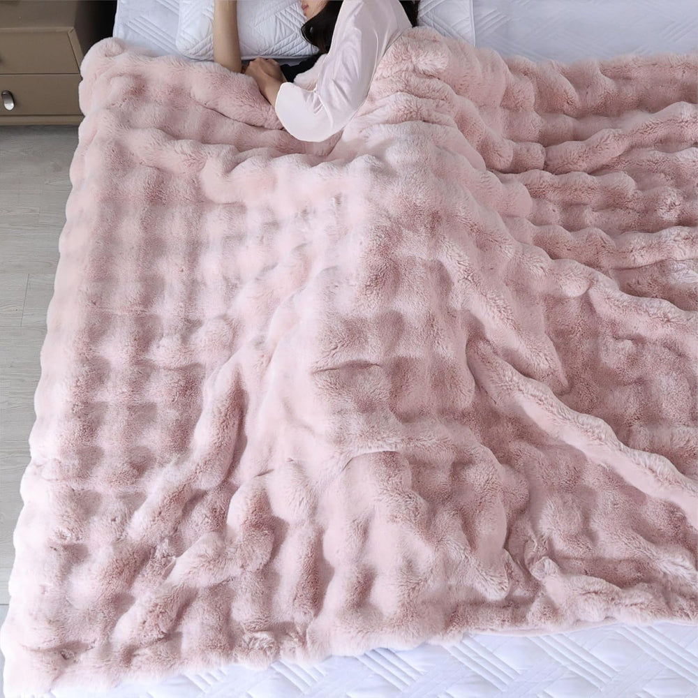 Pink Fluffy Faux Fur Throw Blanket for Bed Couch Living Room Fuzzy Bubble Coz...