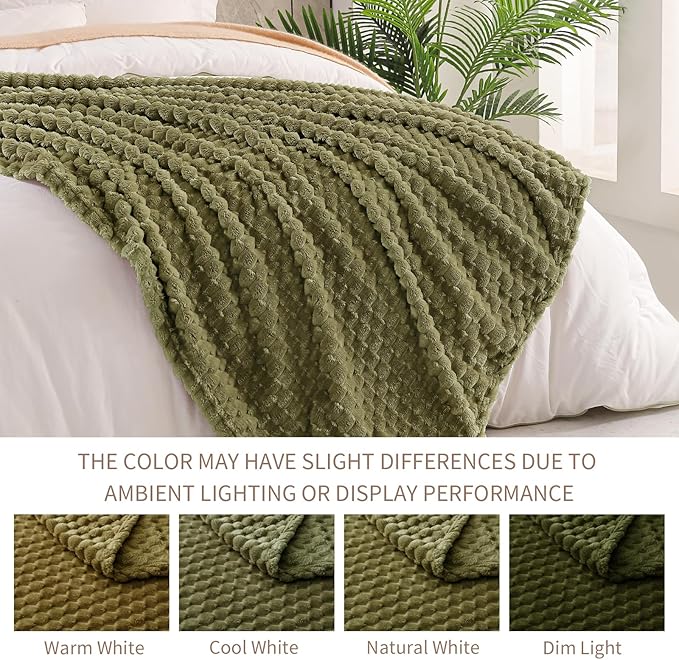 Exclusivo Mezcla Fleece Queen Blanket - Image 4