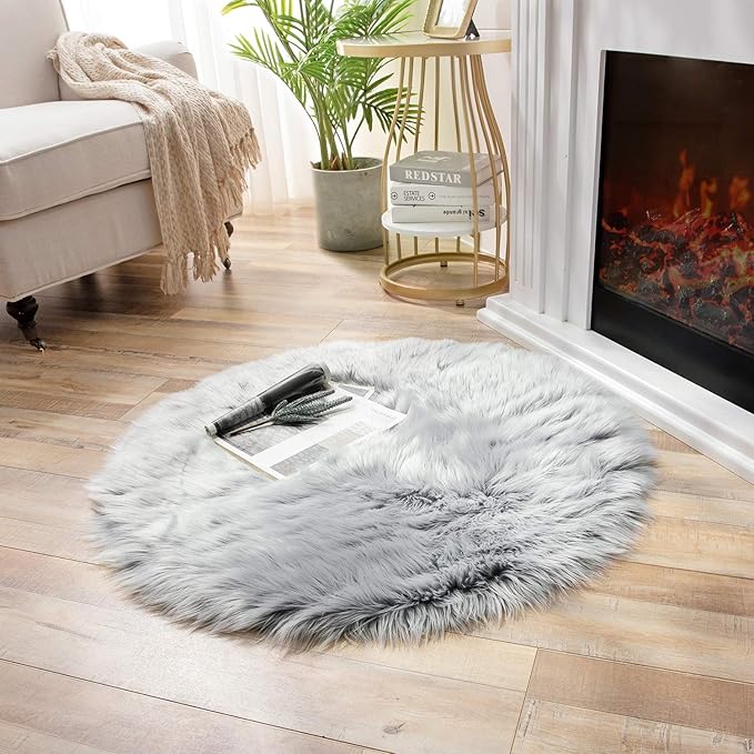 Ashler Faux Fur Rug by AshlerHomeDeco