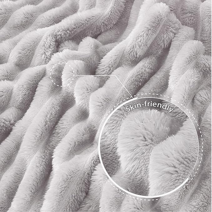 Exclusivo Mezcla Queen Size Flannel Fleece Blanket, Super Soft Striped Jacquard - Image 5