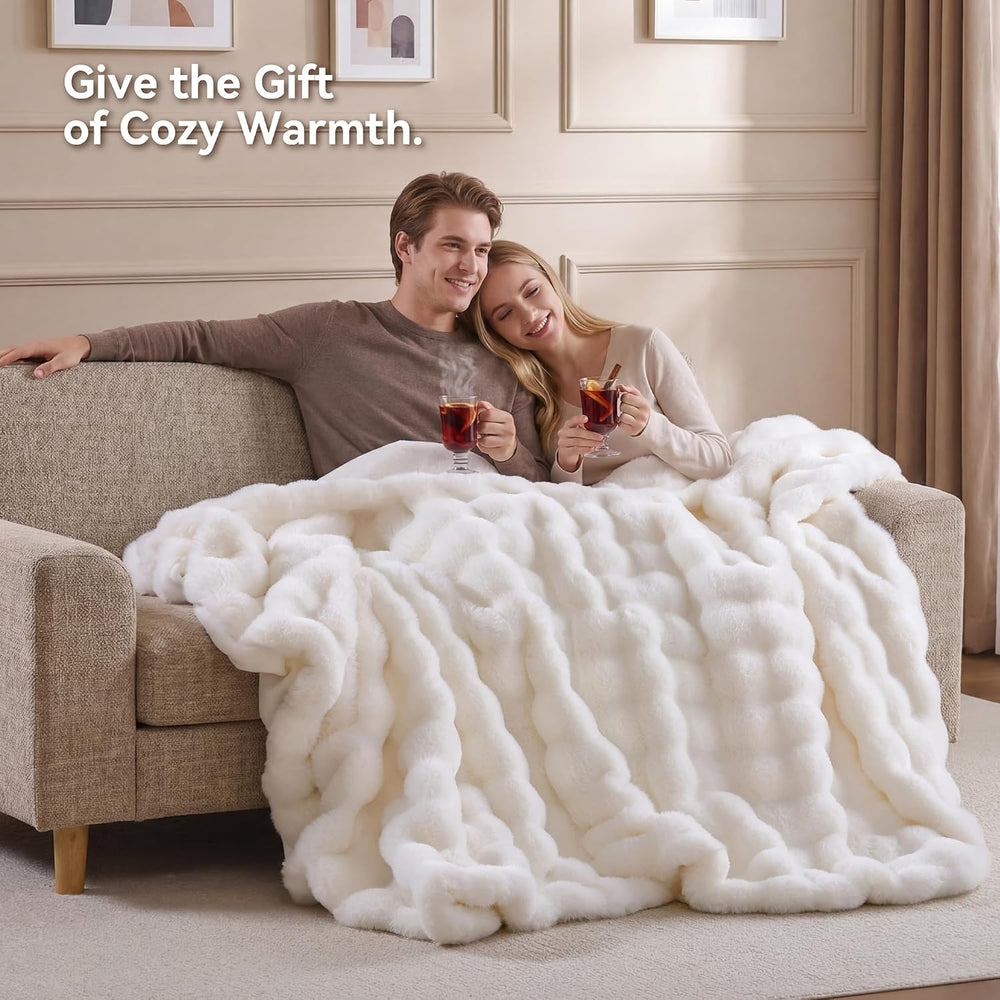 Smoofy Faux Rabbit Fur Throw for Couch - Cream White Bubble Blanket 50"x...