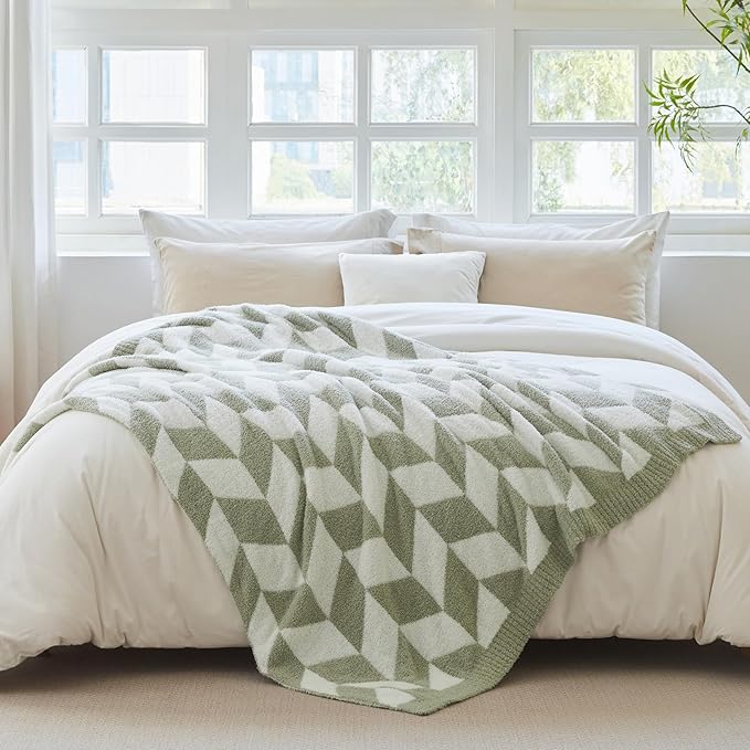 Snuggle Sac Chevron Throw Blanket - Image 2