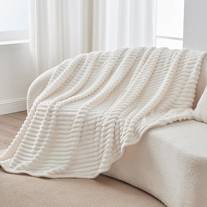 BEDELITE Fleece Throw Blanket for Couch - Image 9