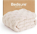 Bedsure GentleSoft Cream Throw Blanket by BEDSURE