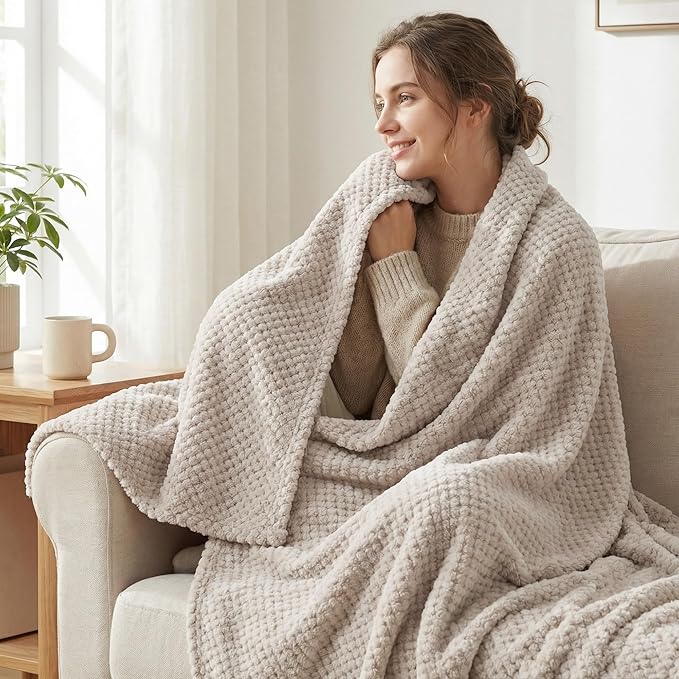 Exclusivo Mezcla Fleece Throw Blanket Extra Large, Super Soft and Warm Blankets - Image 2