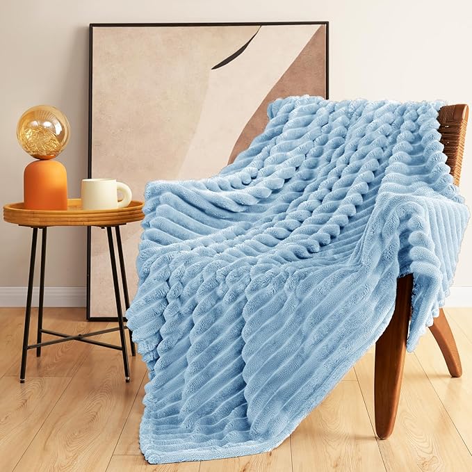 HIMEET Light Blue Ribbed Twin Blanket - Image 9