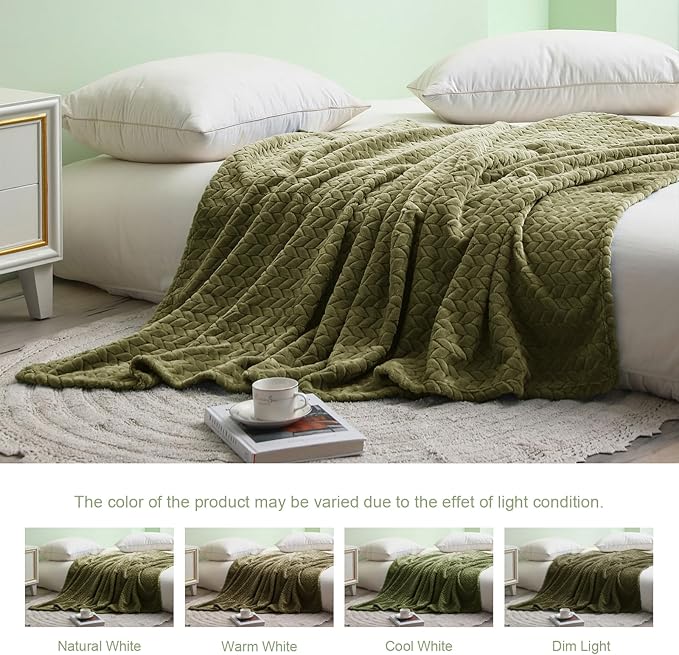 Exclusivo Mezcla Fleece Queen Size Blanket - Image 5