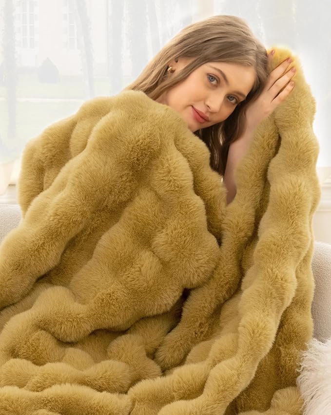 Ultra Soft Cozy Faux Fur Throw Blanket, Fuzzy Plush Thick Bubble Blanket - Image 8