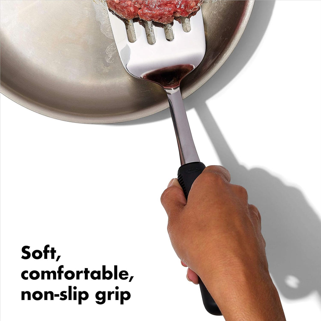 OXO Good Grips Stainless Steel Turner, Cooking Spatula, Heat Resistant | Flexible Head For Fish, Stainless Steel Spatula, Comfortable Grip, Kitchen Turner For Grilling