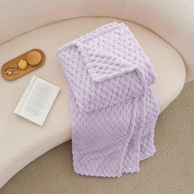 BEDELITE Fleece Blanket - Image 7